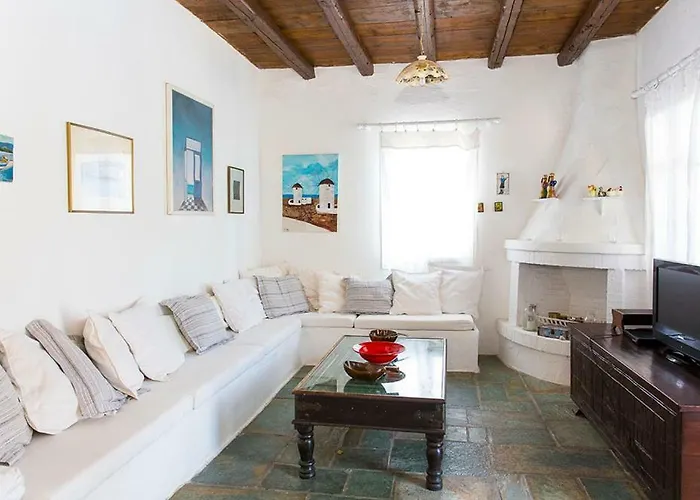 Traditional Mykonian * Орнос