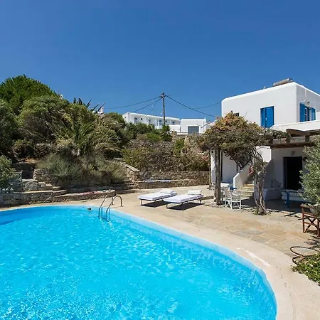 Traditional Mykonian Ornos (Mykonos)