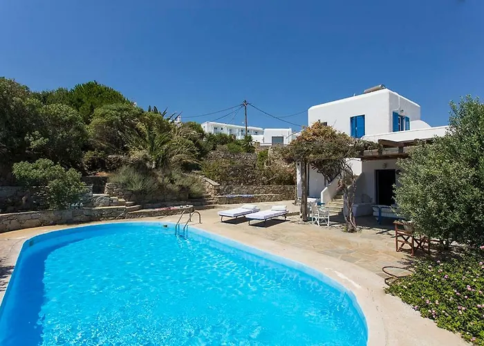 Traditional Mykonian 奥诺斯